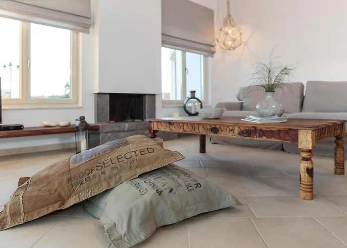 Belvedere Beachfront Villa